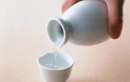 伤肝的3种酒再馋也别碰，不少人当成宝整箱囤，专家提醒喝咖啡替代有讲究